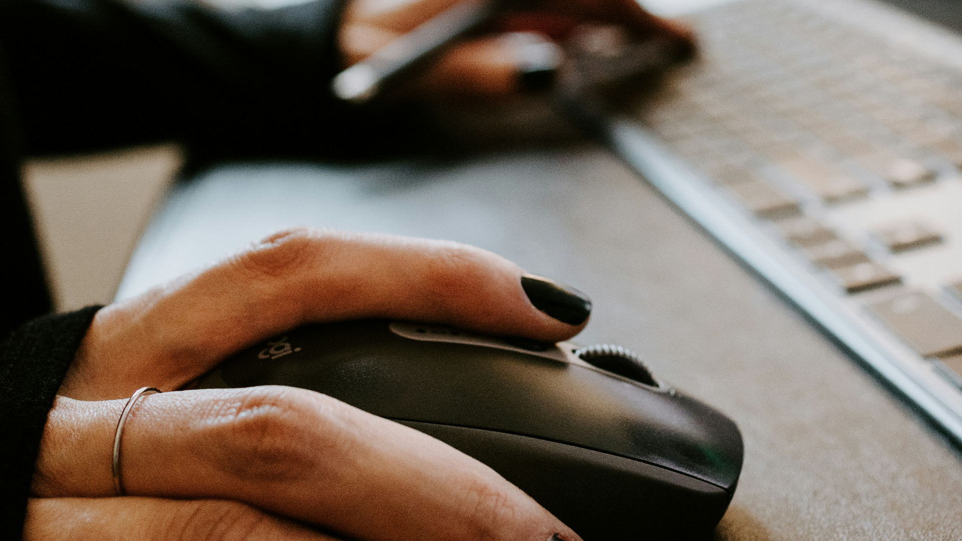 5 reasons to outsource your marketing